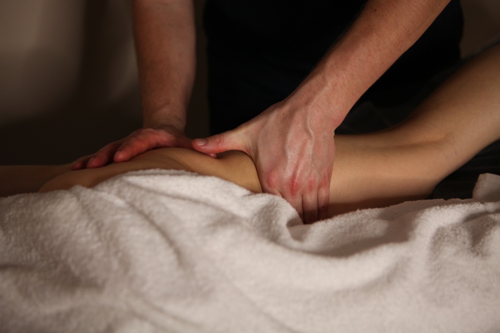 массаж тела с маслом женщине | Дзен